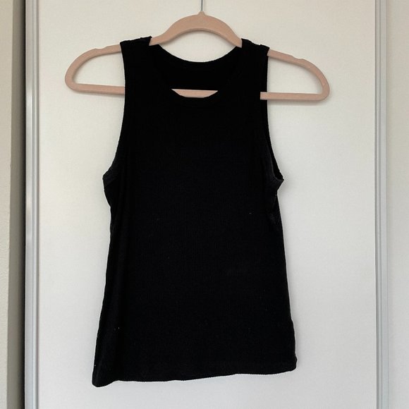 Black Ribbed Tank Size Medium - Picture 1 of 2
